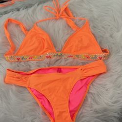 VS Bikini 