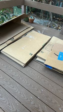Free moving boxes