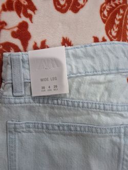Zara Wide Leg Jeans Size 4