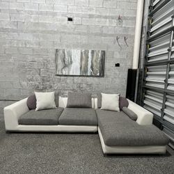 Carlo Perazzi White Sectional (Delivery)