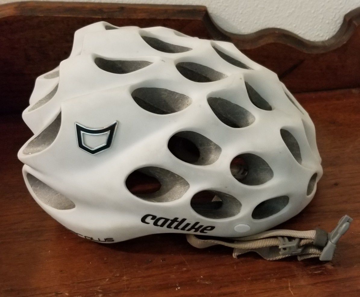 Catlike WhisperPlus Bike Helmet Small