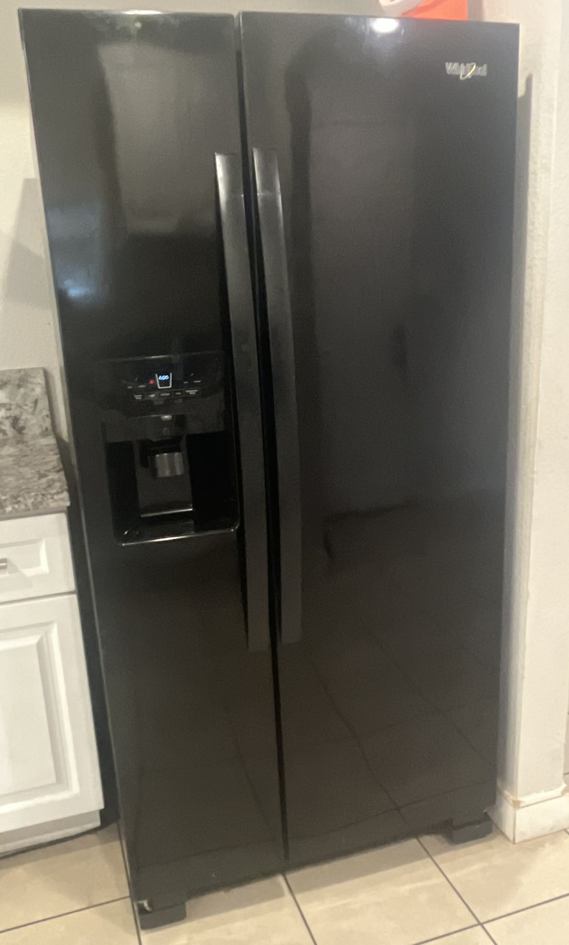 Whirlpool Refrigerator 