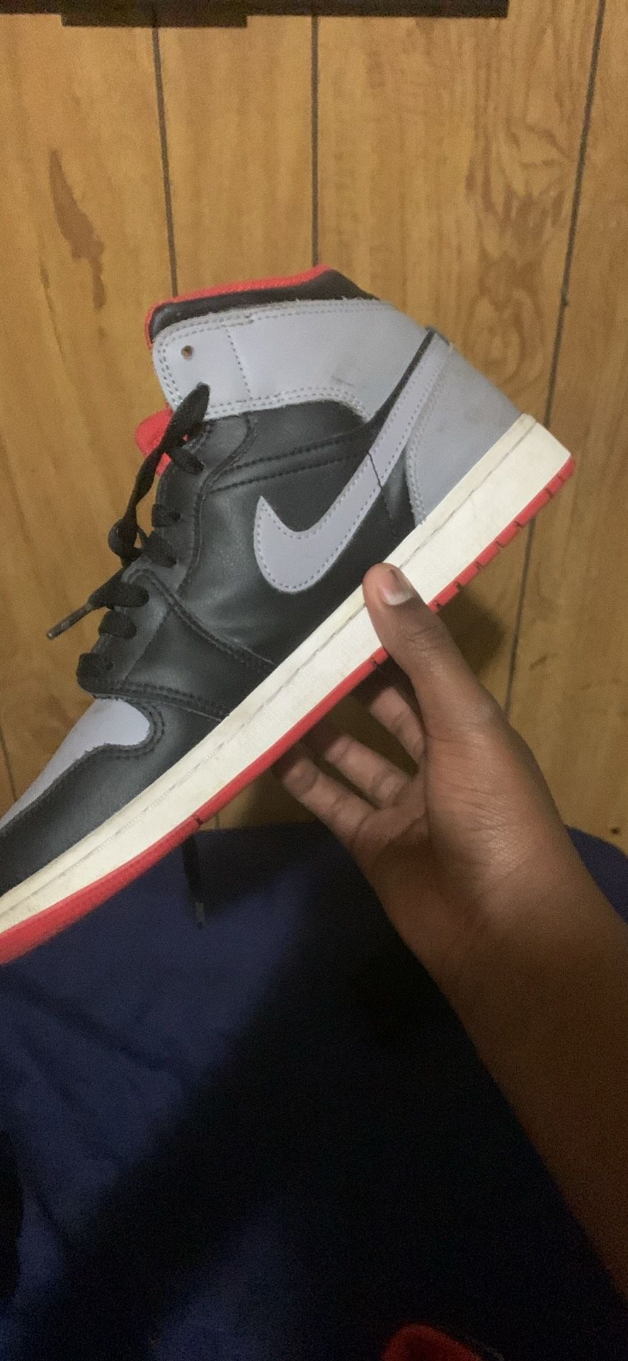 size 9 jordan 1s