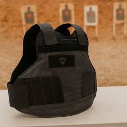 TACTICAL VEST BRAND NEW WITH TAGS - $300 (Harahan)