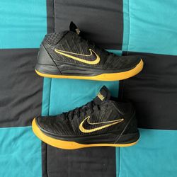 Men’s Nike Kobe AD Size 9.5