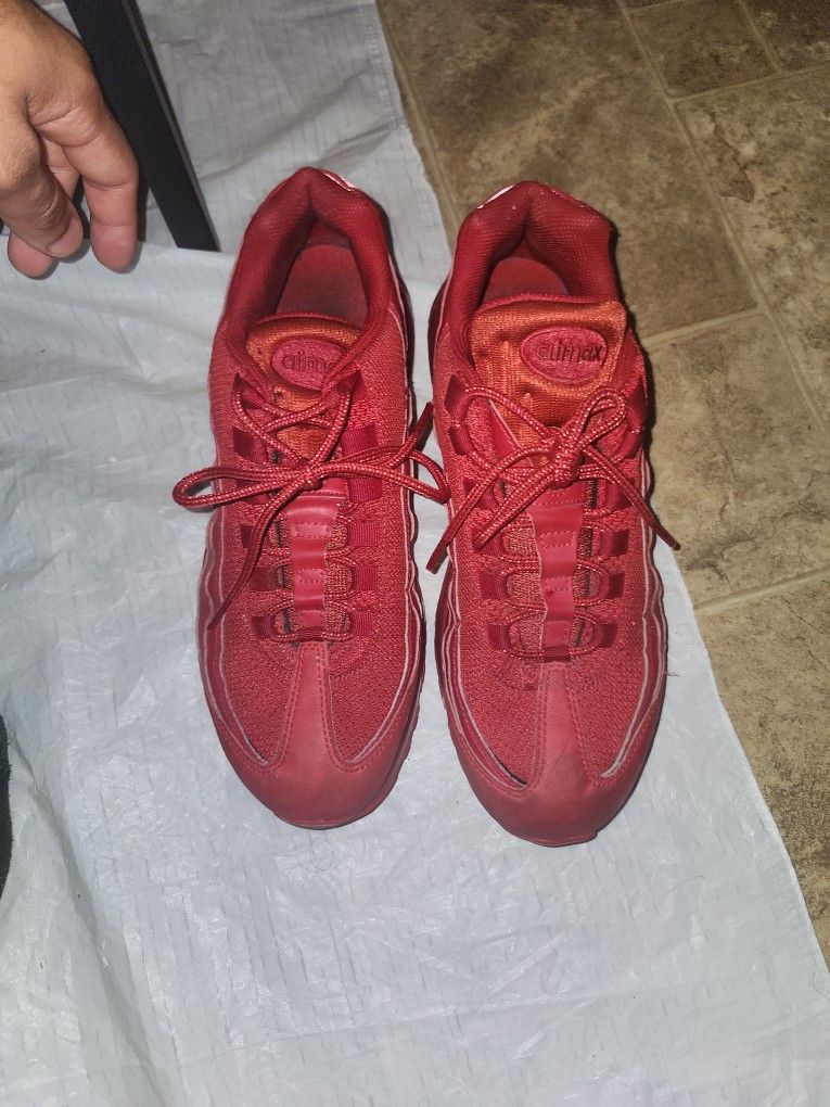 Nike Airmax  Size 9