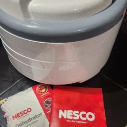 Nesco Dehydrator