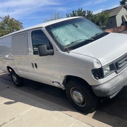 Used Ford E-250 Van-2004 With New Engine!!! Perfect For Bu In ink In kill my