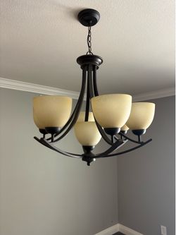 Light fixture