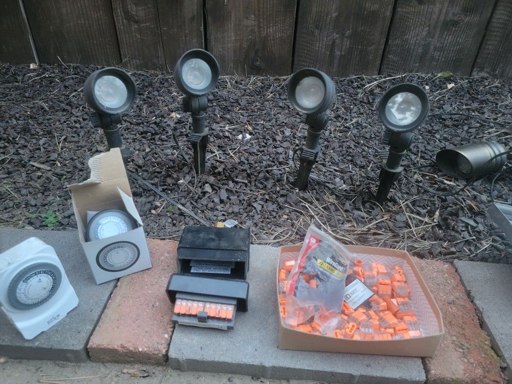 Volt Outdoor Landscape Lighting Kit.