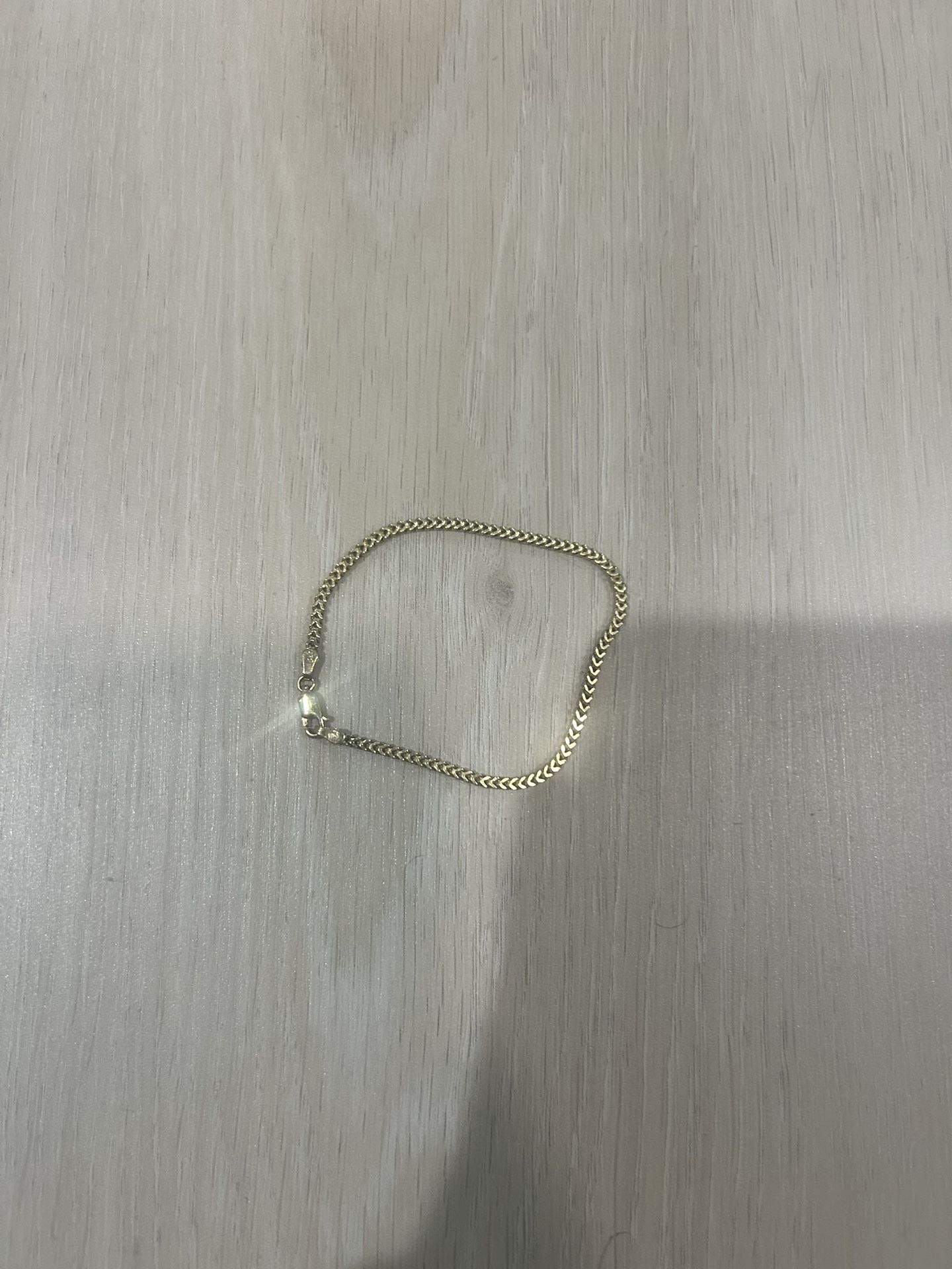 7 Inch 10k Gold Bracelet