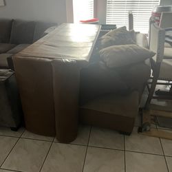 Sectional And Mid Height Kitchen Table W Chairs 