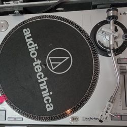 Audio Technica Turntable 