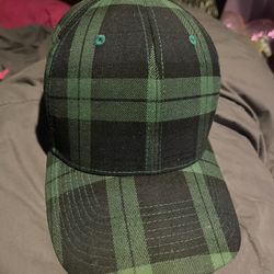 COOL HATS - MEN LOVE HATS ON WOMEN!