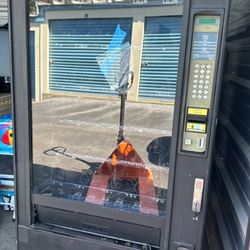 Snack Vending Machine 