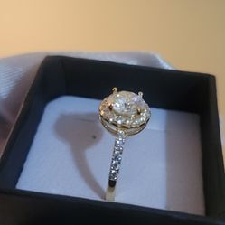 1.5 Ctw Halo Moissanite Promise Ring 