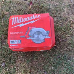 Milwaukee Circular Saw 7”1/4 Electric New
