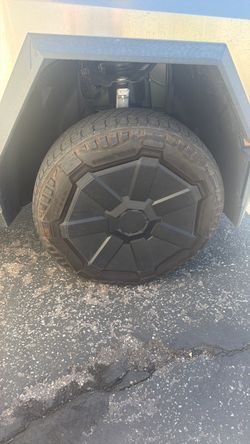 LT285/65/20 Goodyear cyber truck tires