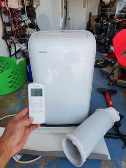 Like new portable air conditioner with hose/ window kit/ remote/ blows ice cold air fast/ can test before buying