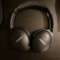 Bose Quietcomforter wireless headphones 