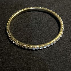 Gold tone rhinestone bracelet
