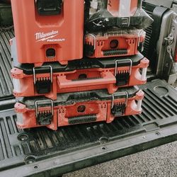 MILWAUKEE PACK OUT BUNDLE TO