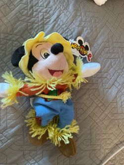 90’s Scarecrow Mickey Mouse Fall Bean Bag Plush Toy Disney World 8"
