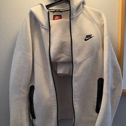 Nike Tech Sets