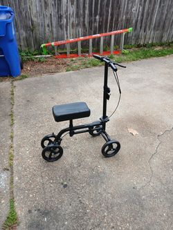 Knee scooter