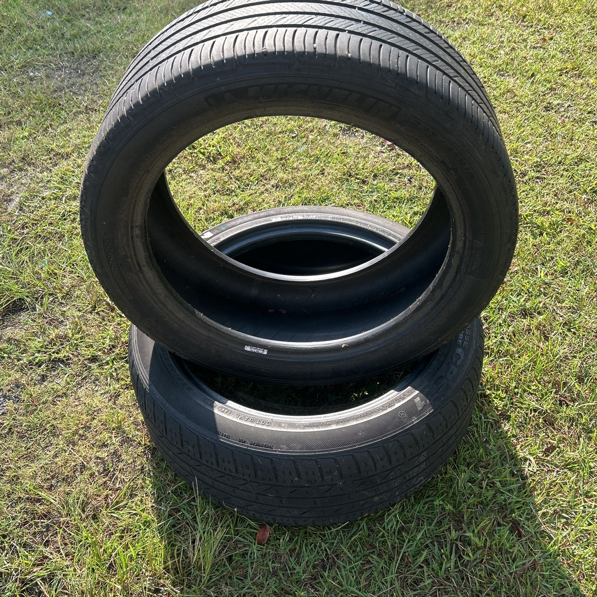 235/45r18