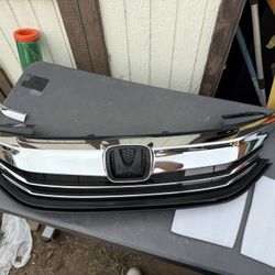 16-17 Honda Accord Grille