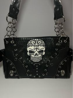 Black skull purse