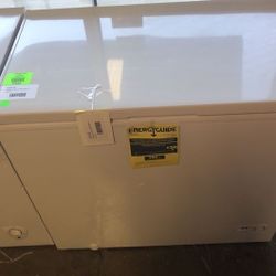 Magic Chef Deep Freezer HMCF5W4 7 MBQYN