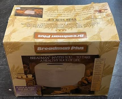 Breadman Plus TR845 Bread Maker Machine