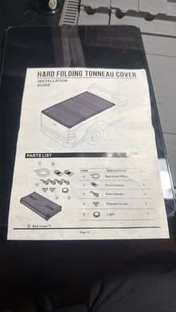 Hard folding tonneau cover Toyota tundra