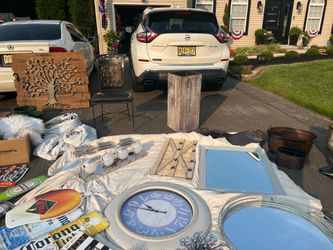 Bunch of stuff for resale if someone wants to take it as a whole ton of stuff to make money on