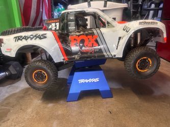 UDR Traxxas