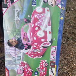 New Disney Minnie Mouse Convertible Car 6 Volts Electric Ride-on, by Huffy