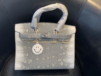 Elegant handbag