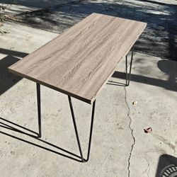 Grey Wood Hair Pin Desk