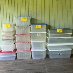 Storage Containers with Lids 