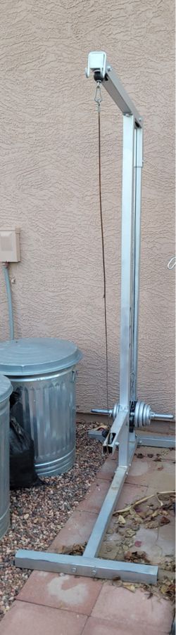 Lat Machine with Accessories