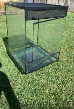 Thrive Tropical Reptile Tank Terrarium/30 gallon