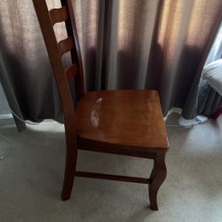Wooden Chair Pick Up San Leandro