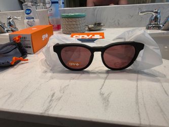 SPY+ Sunglasses Matte Black with Rose Lenses