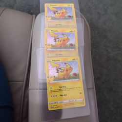 Pokemon Cards Three Pikachu Holos, Ponyta 60/102, Gastly Card 50/102.  Cash Porch Pickup Redmond 