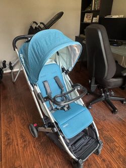 Uppababy minu v1 WITH snack tray