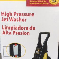 pressure washer 1800psi electric by Mcculloch, practicly new