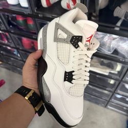 Jordan Four White Cements Size 9 Ds