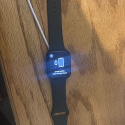 Apple Watch SE 